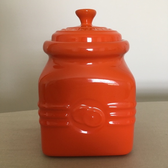 le creuset jam pot